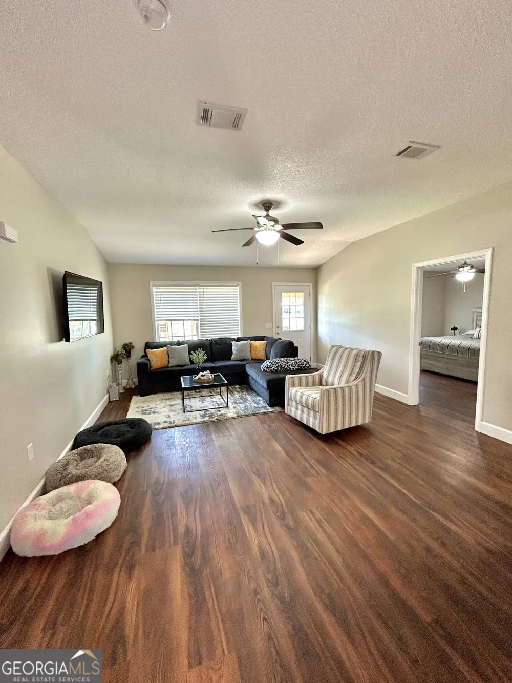 211 Twinn Lakes DR Baxley, GA 31513