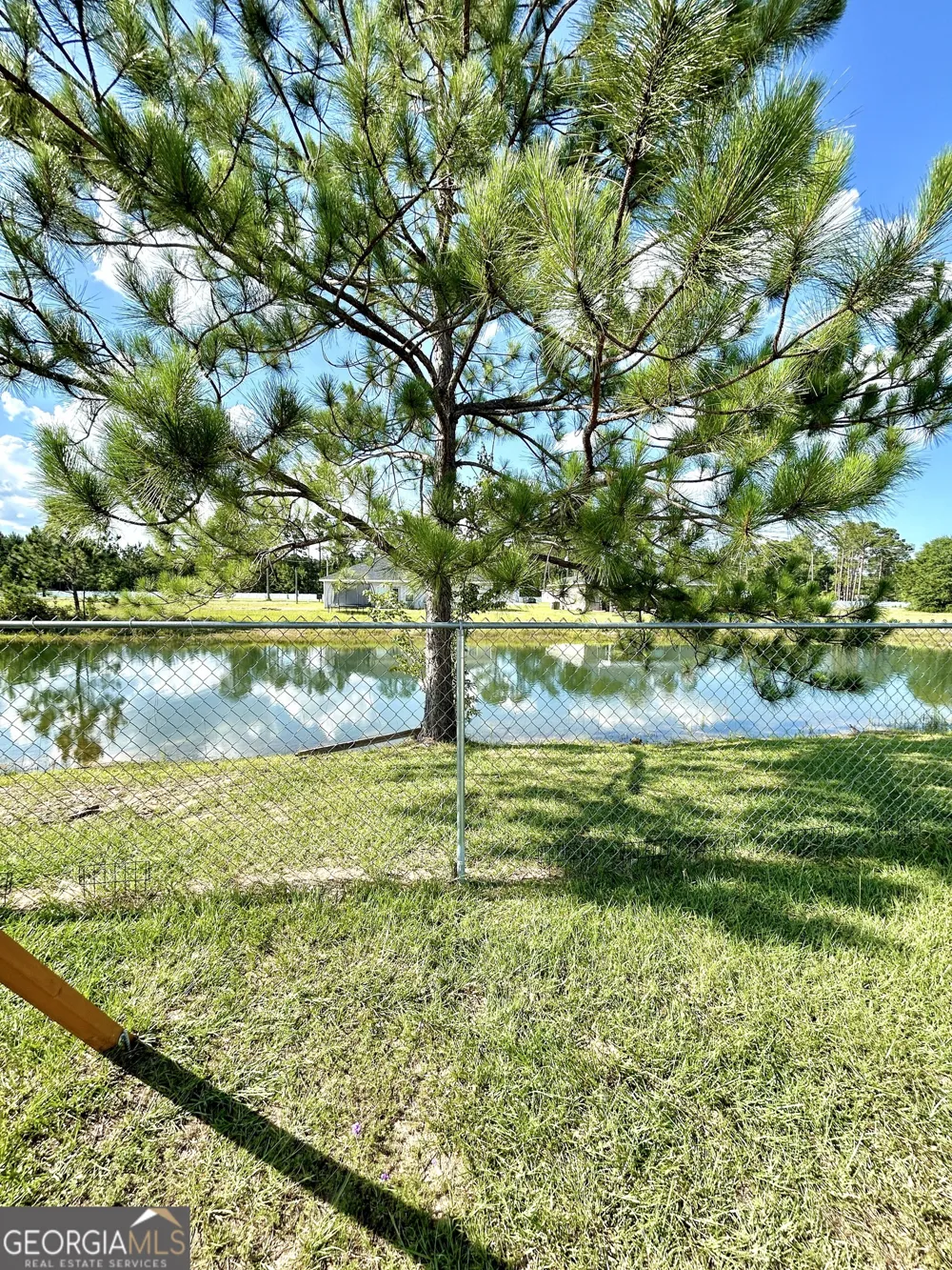 211 Twinn Lakes DR Baxley, GA 31513