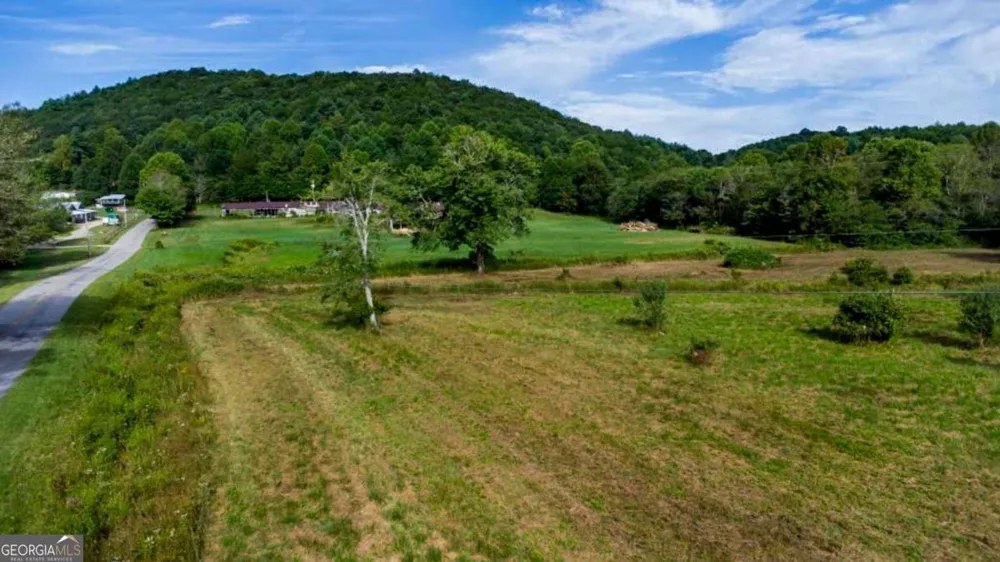 239 Glen Elliott RD Suches, GA 30572
