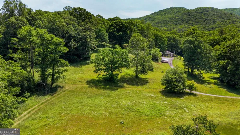 239 Glen Elliott RD Suches, GA 30572