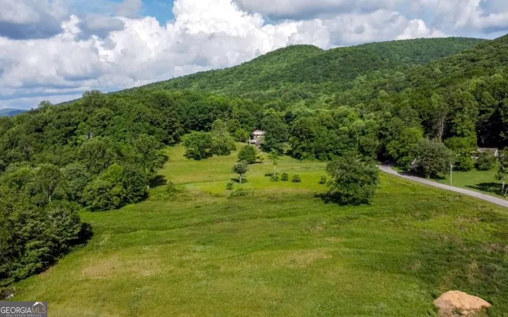 239 Glen Elliott RD Suches, GA 30572