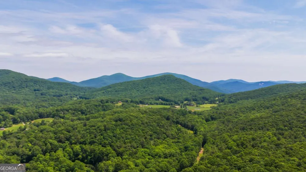 239 Glen Elliott RD Suches, GA 30572
