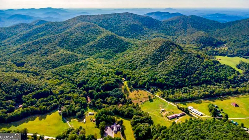 239 Glen Elliott RD Suches, GA 30572