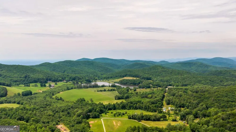 239 Glen Elliott RD Suches, GA 30572