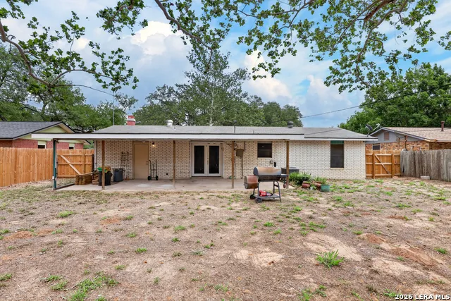 413 GEORGIA ANN DR Pleasanton, TX 78064