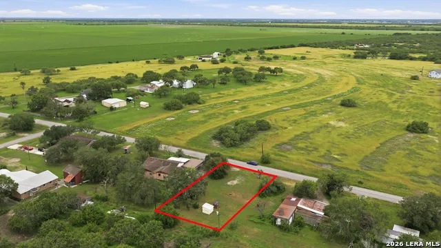 24216 CR 758 Mathis, TX 78368