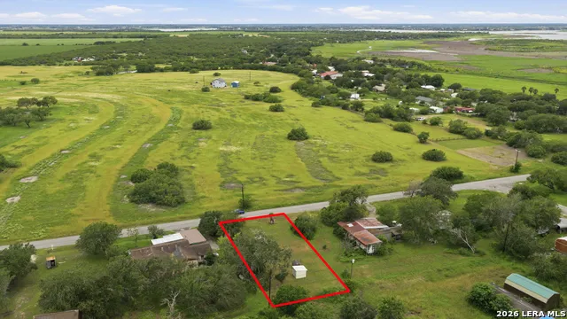 24216 CR 758 Mathis, TX 78368