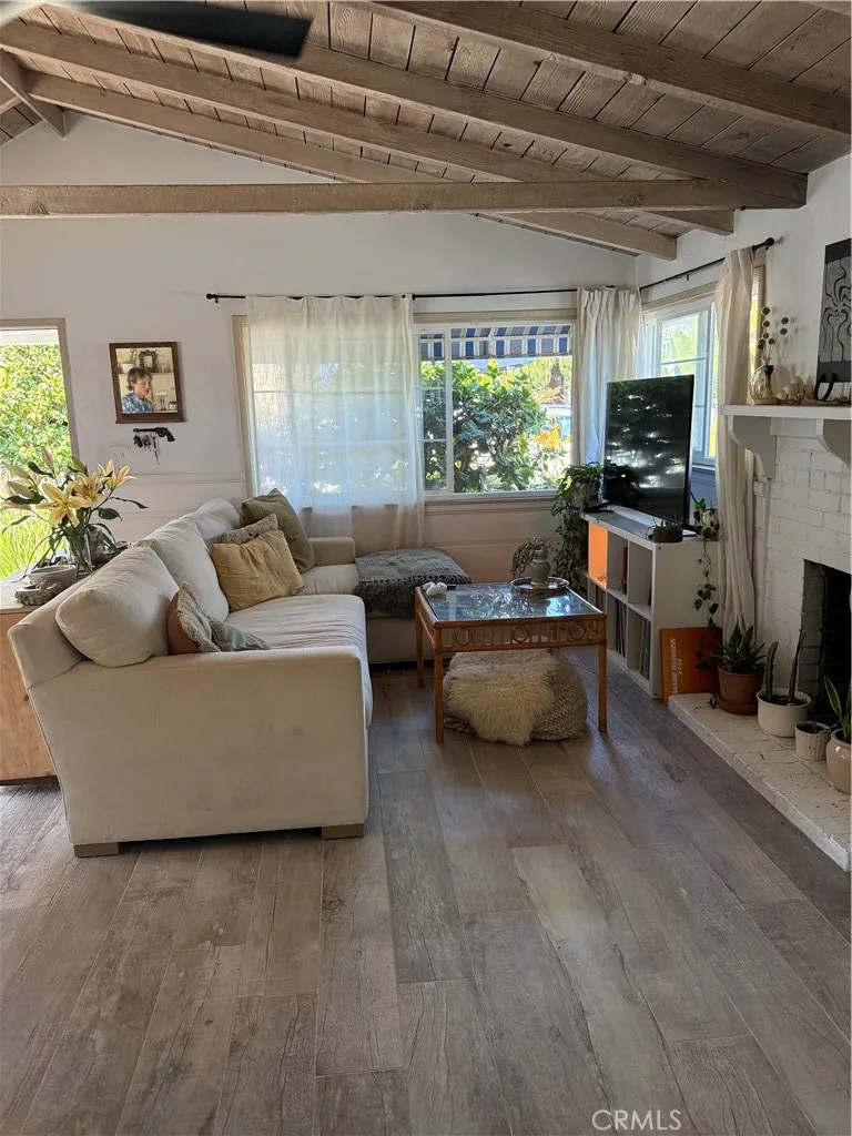 953 Glenneyre Laguna Beach, CA 92651