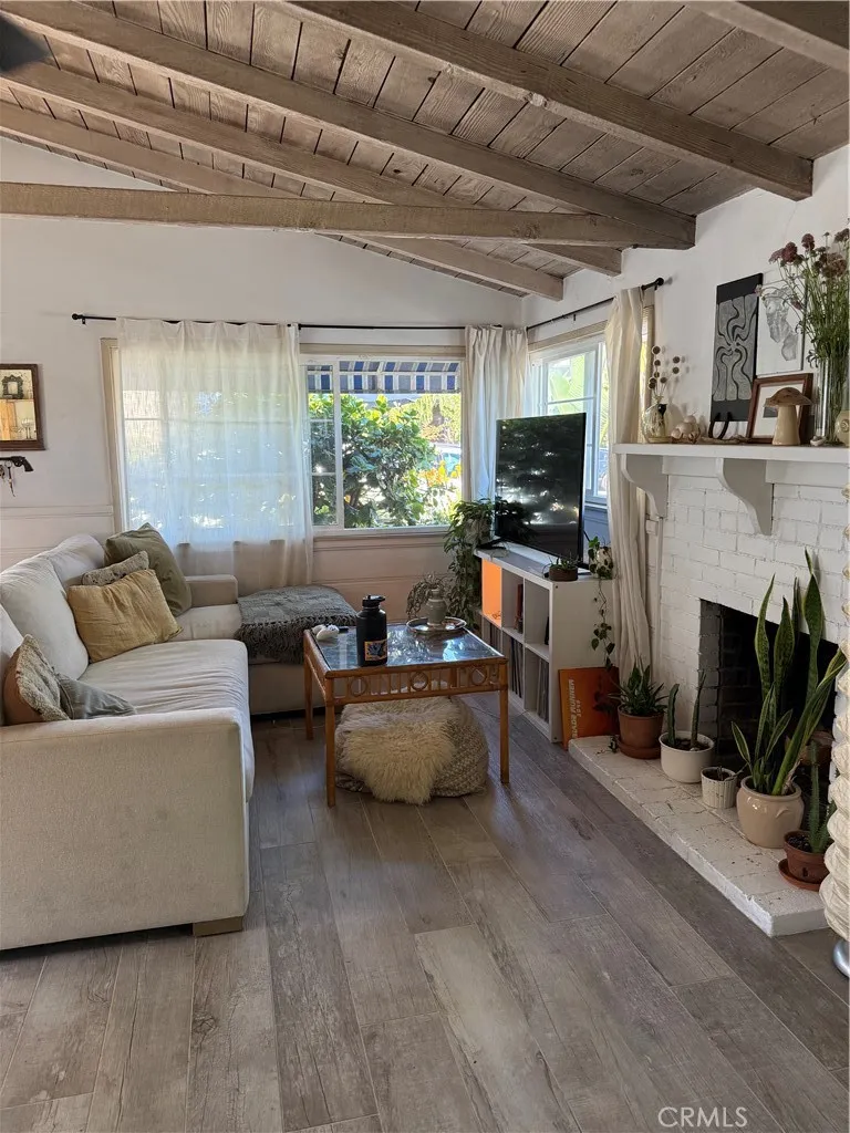 953 Glenneyre Laguna Beach, CA 92651