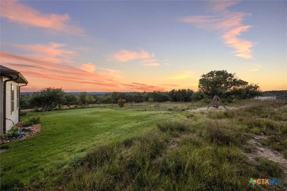 219 Flanders Fischer, TX 78623