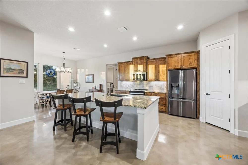 219 Flanders Fischer, TX 78623