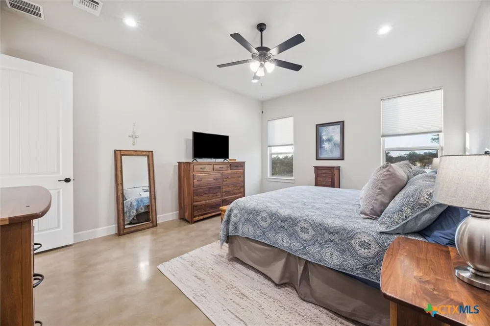 219 Flanders Fischer, TX 78623