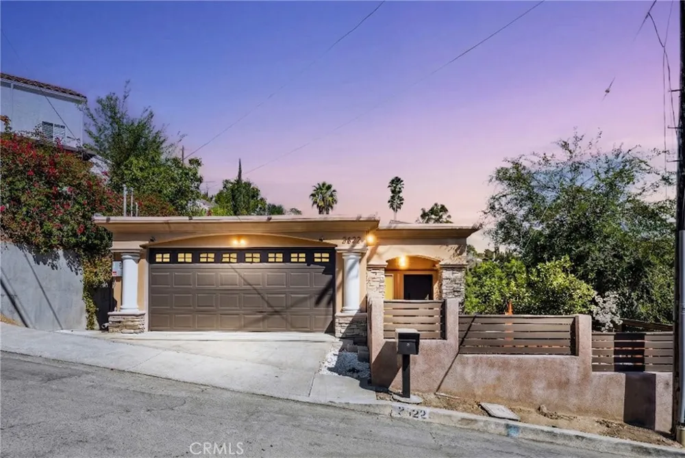 3822 Clayton Avenue Los Angeles, CA 90027
