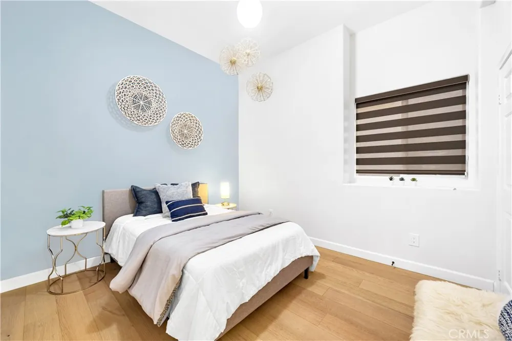 3822 Clayton Avenue Los Angeles, CA 90027