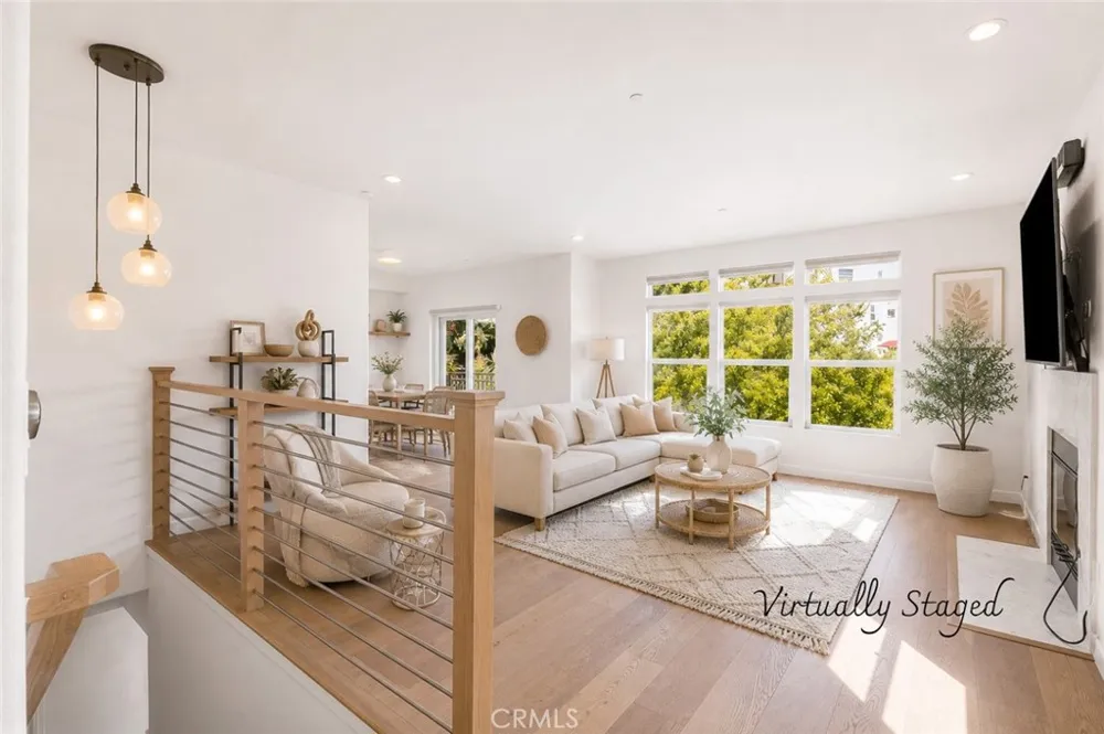 3822 Clayton Avenue Los Angeles, CA 90027