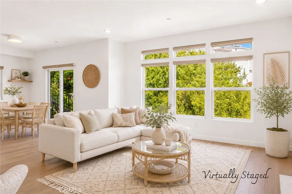 3822 Clayton Avenue Los Angeles, CA 90027