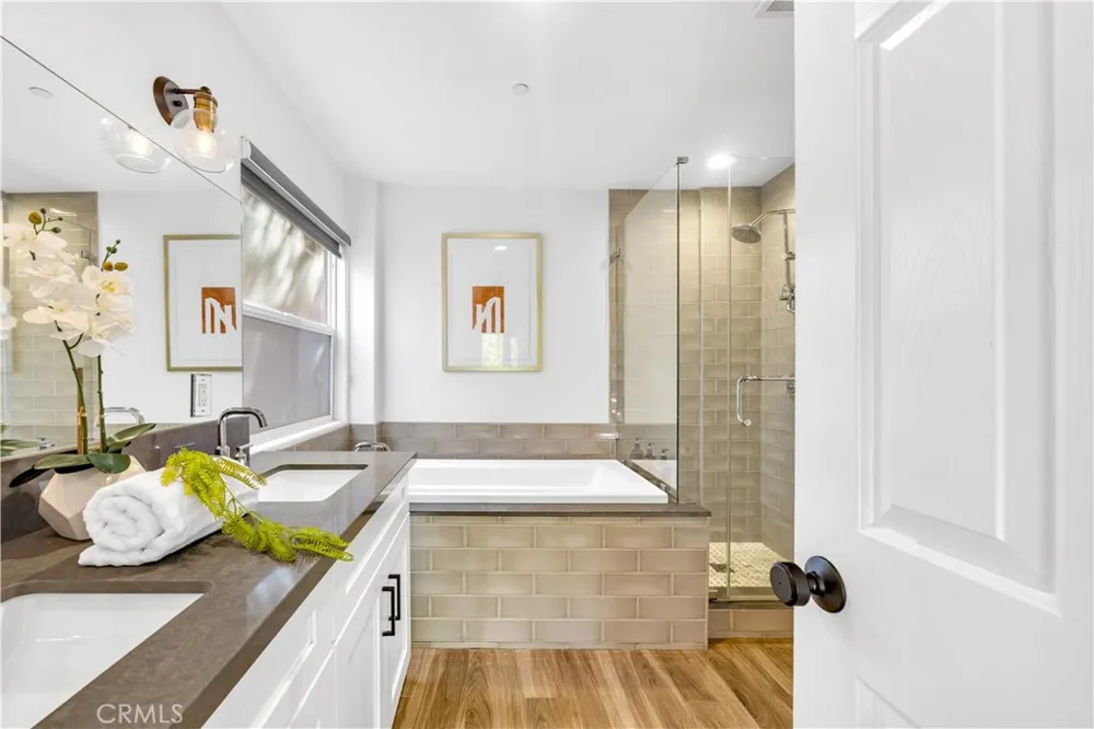 3822 Clayton Avenue Los Angeles, CA 90027