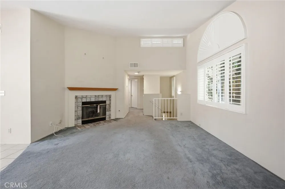 25238 Steinbeck Avenue #E Stevenson Ranch, CA 91381