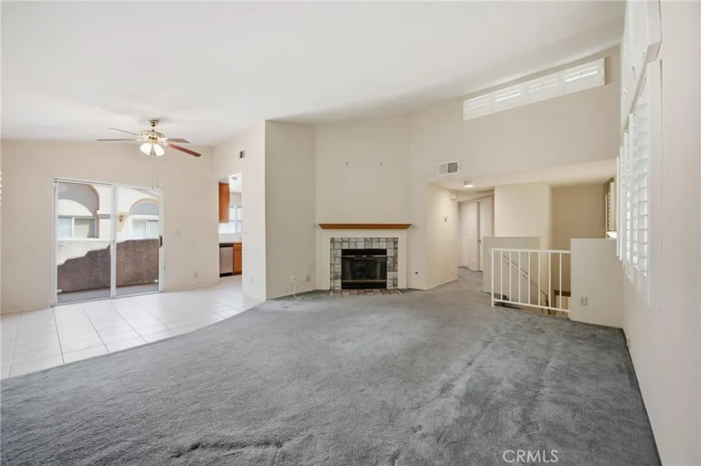 25238 Steinbeck Avenue #E Stevenson Ranch, CA 91381
