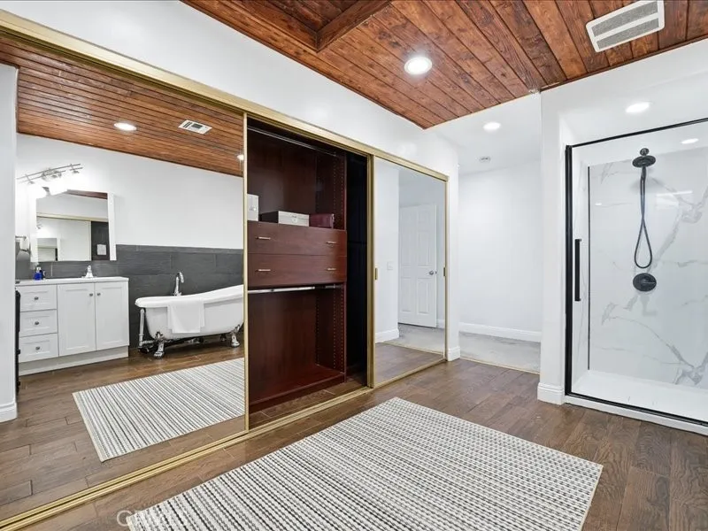 26241 Via Oceano Mission Viejo, CA 92691