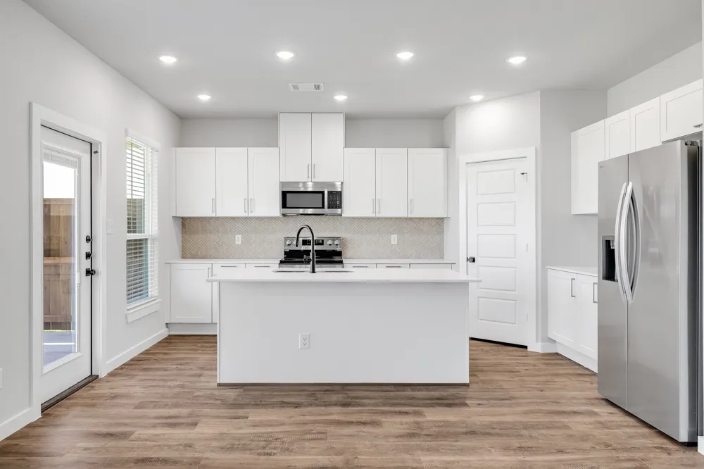 3827 Clovis Street Midlothian, TX 76065