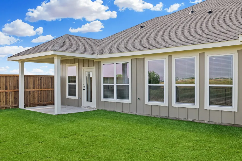 3827 Clovis Street Midlothian, TX 76065