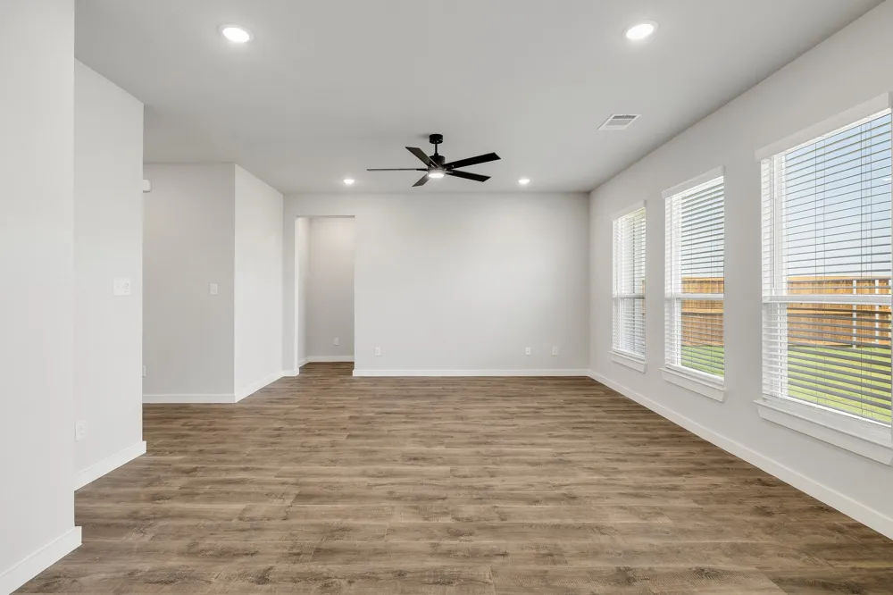 3827 Clovis Street Midlothian, TX 76065