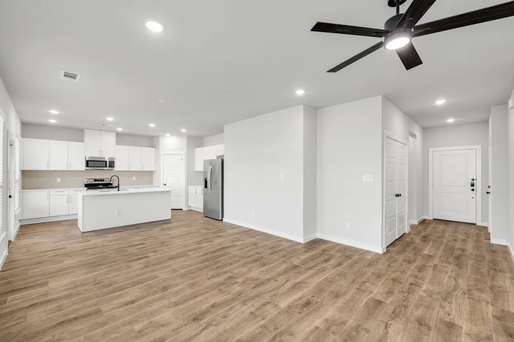 3827 Clovis Street Midlothian, TX 76065