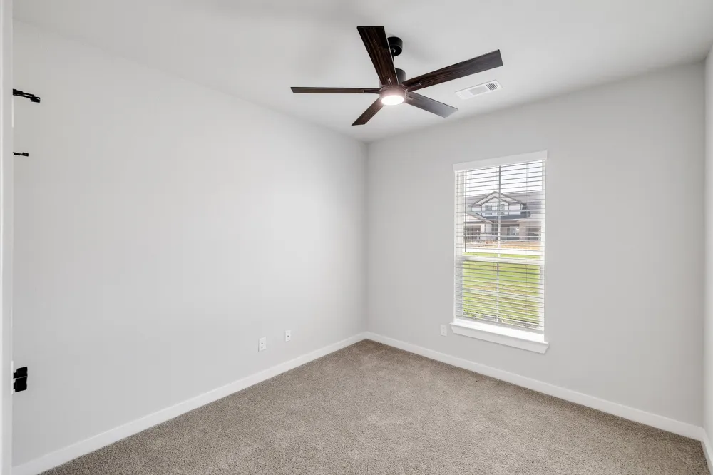 3827 Clovis Street Midlothian, TX 76065