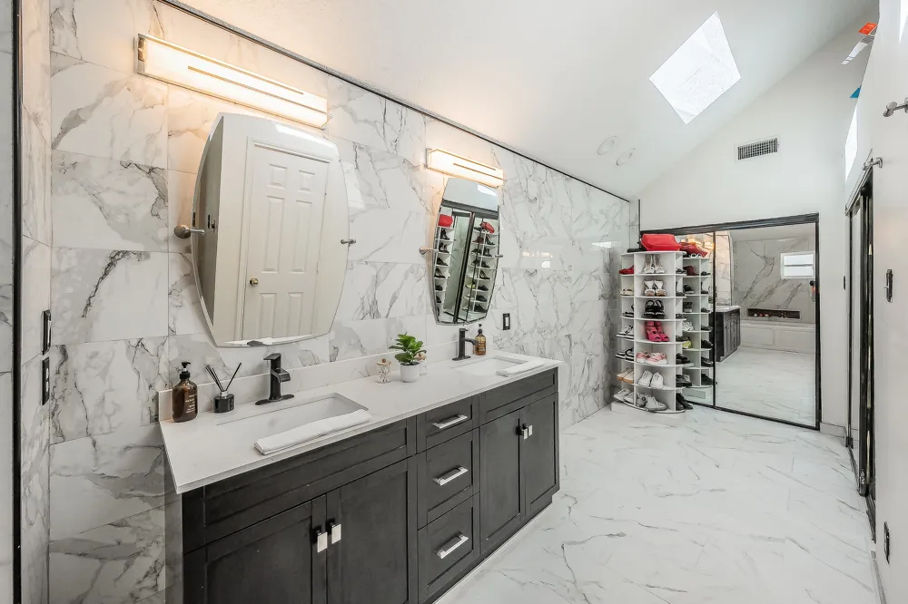 1349 Jeanette Way Carrollton, TX 75006