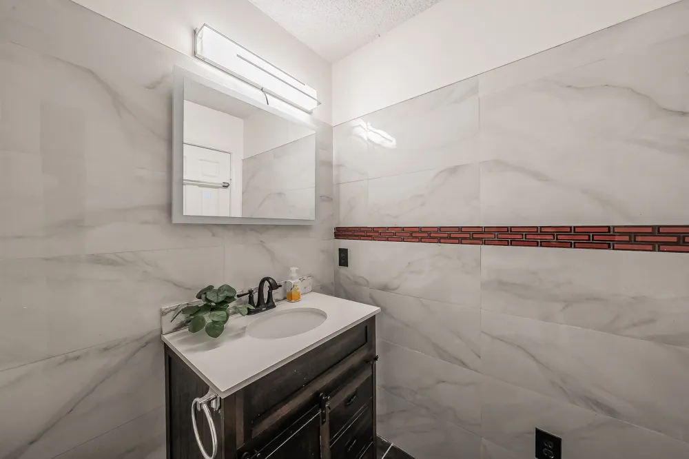 1349 Jeanette Way Carrollton, TX 75006