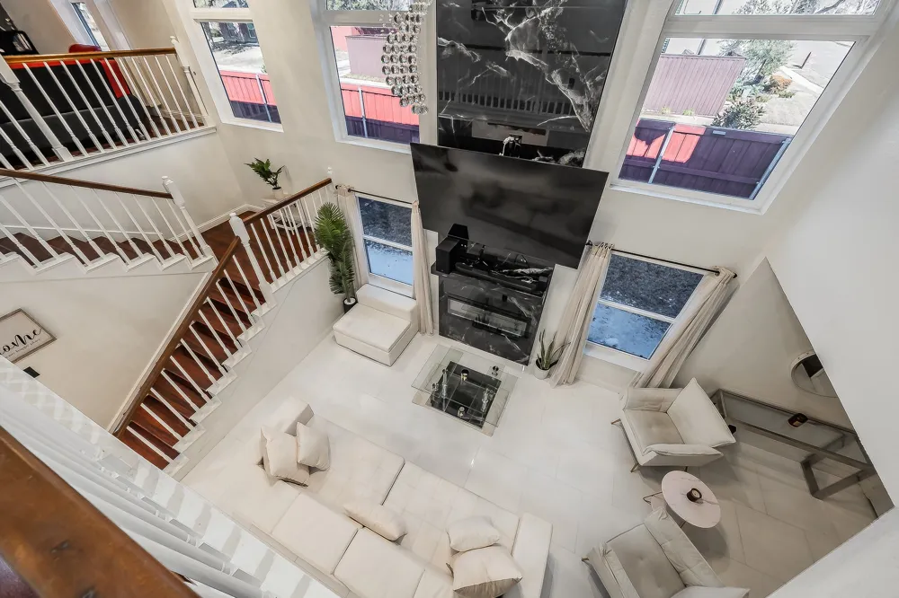 1349 Jeanette Way Carrollton, TX 75006