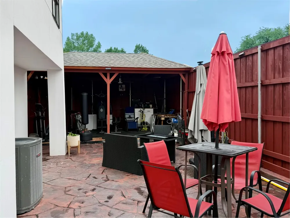 1349 Jeanette Way Carrollton, TX 75006