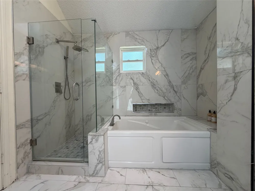1349 Jeanette Way Carrollton, TX 75006