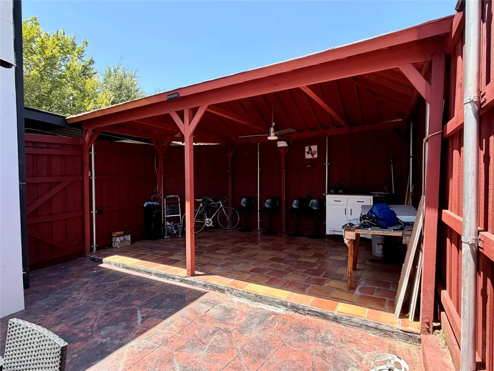 1349 Jeanette Way Carrollton, TX 75006