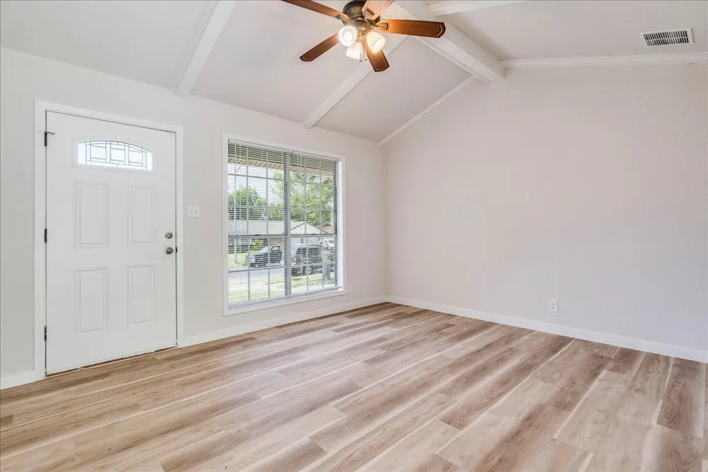200 E Pheasant Drive Austin, TX 78753