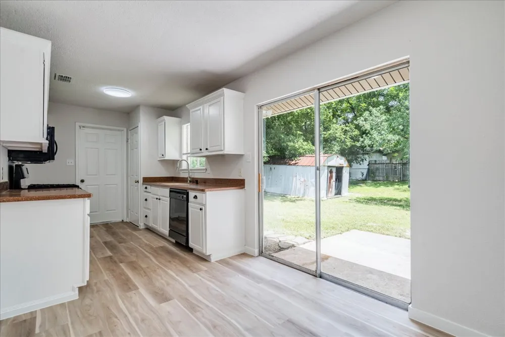 200 E Pheasant Drive Austin, TX 78753