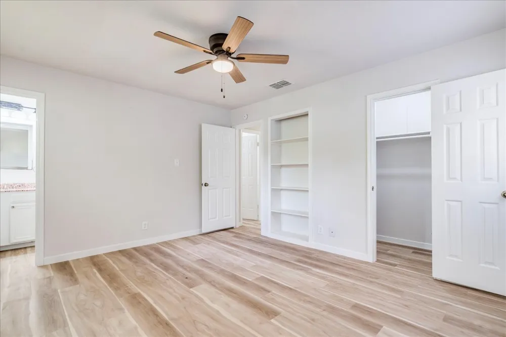200 E Pheasant Drive Austin, TX 78753