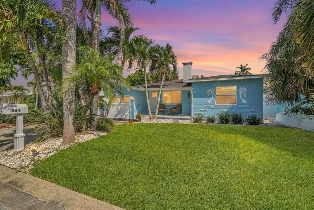 564 70TH AVENUE St Pete Beach, FL 33706