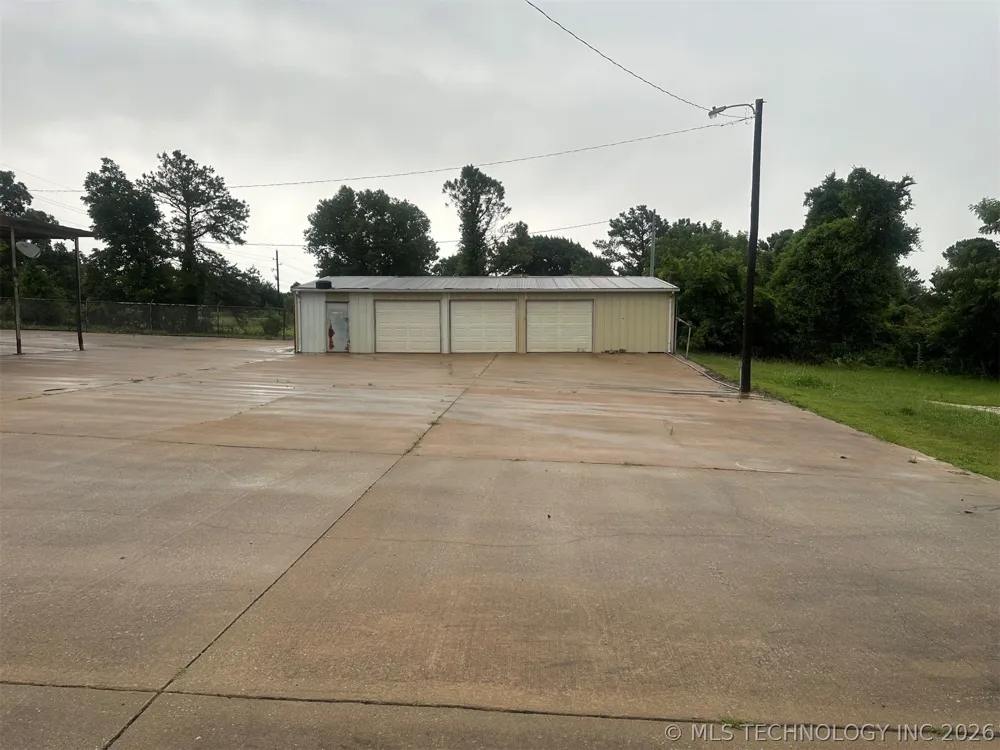619 Pruitt Ada, OK 74820