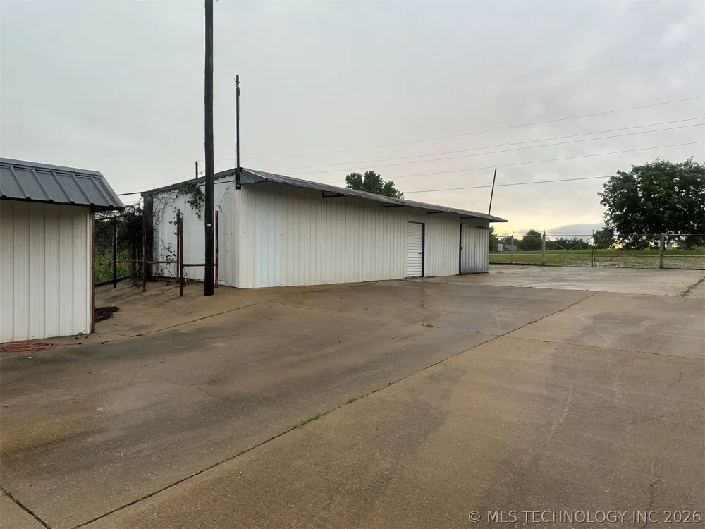 619 Pruitt Ada, OK 74820