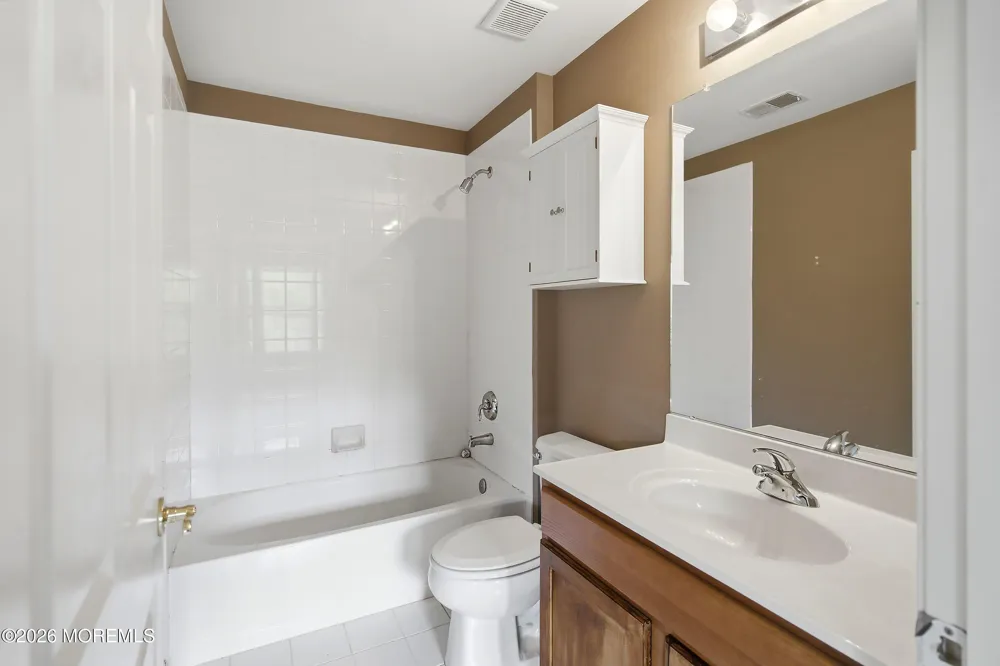 26 Daly Court Old Bridge, NJ 08857