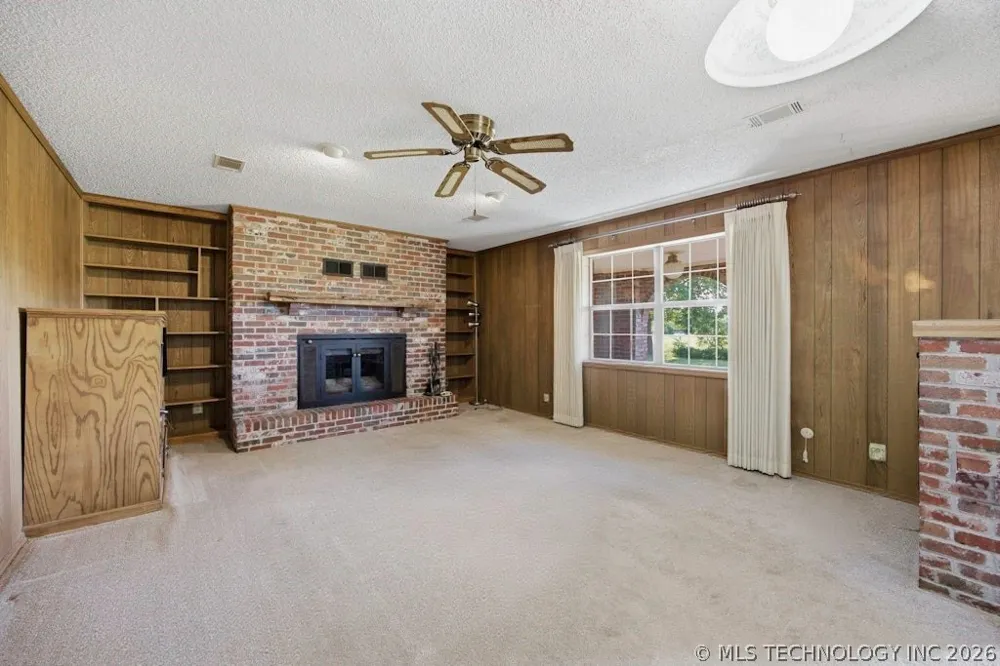1051 Caney Street E Copan, OK 74022