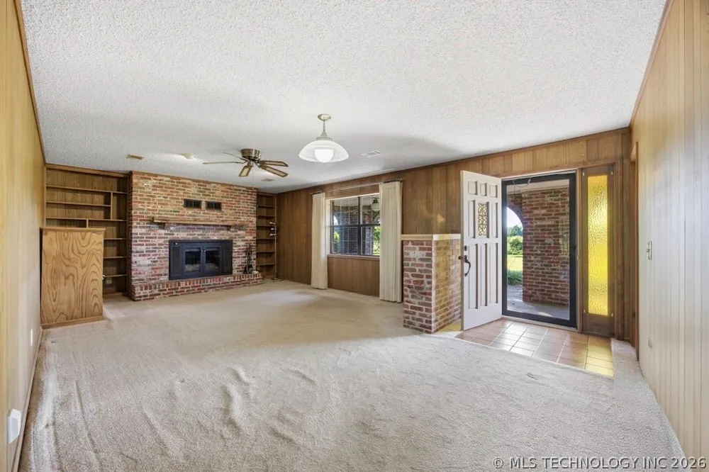 1051 Caney Street E Copan, OK 74022