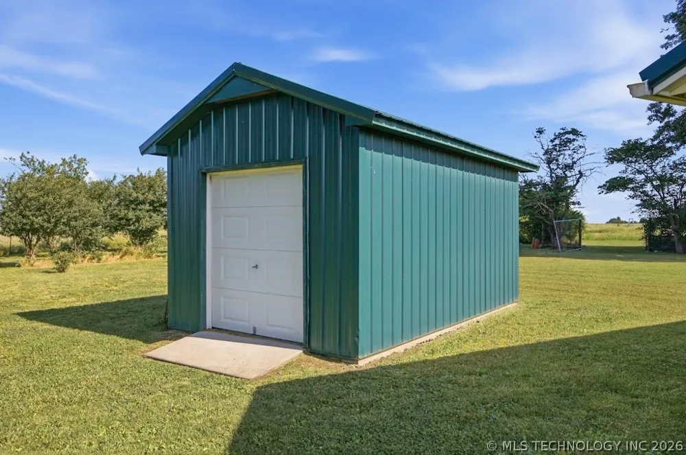 1051 Caney Street E Copan, OK 74022