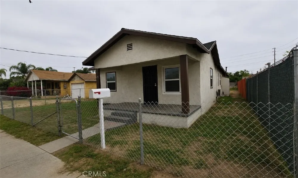515 W Colton, CA 92324