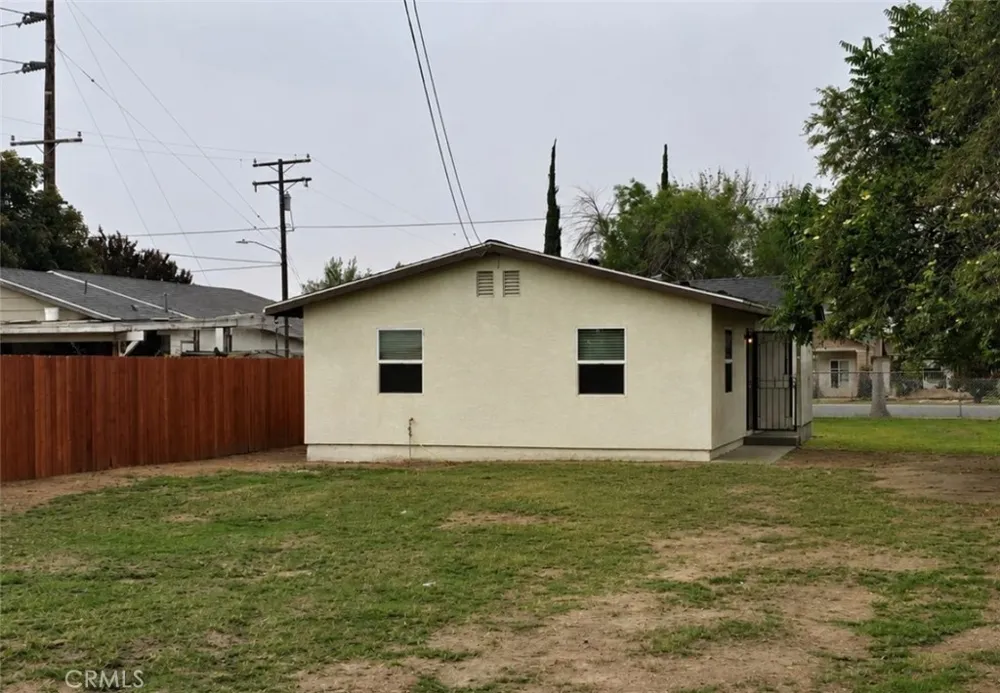 515 W Colton, CA 92324