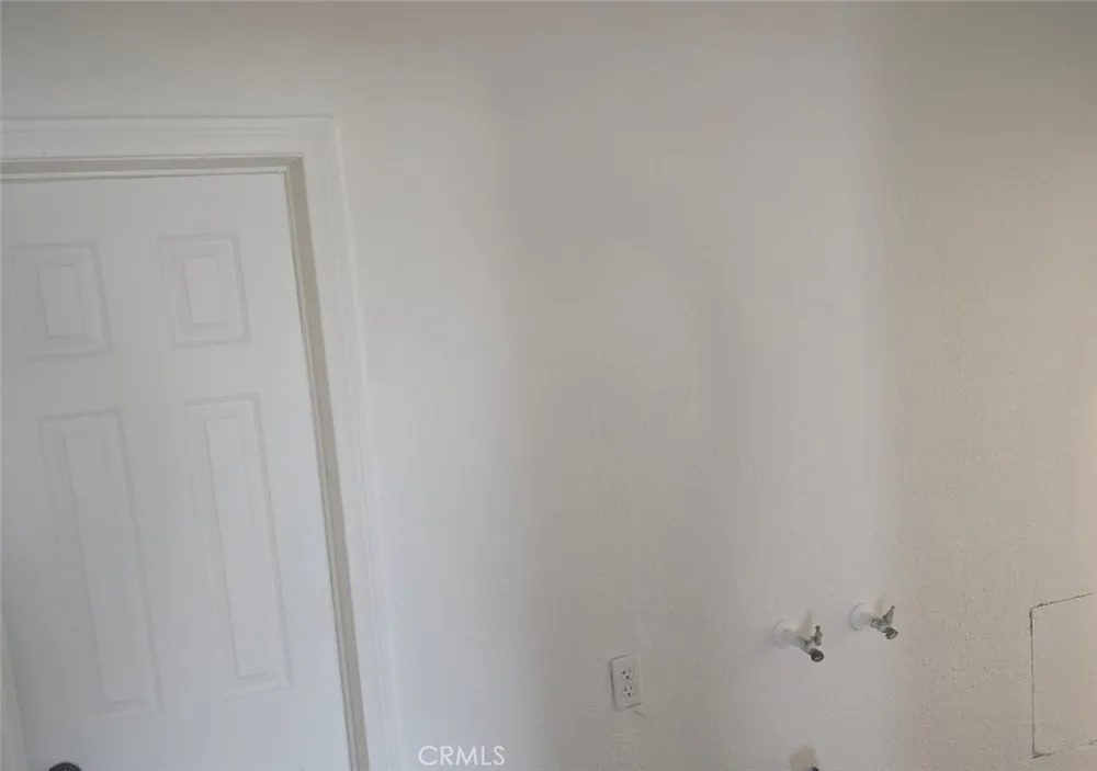 515 W Colton, CA 92324