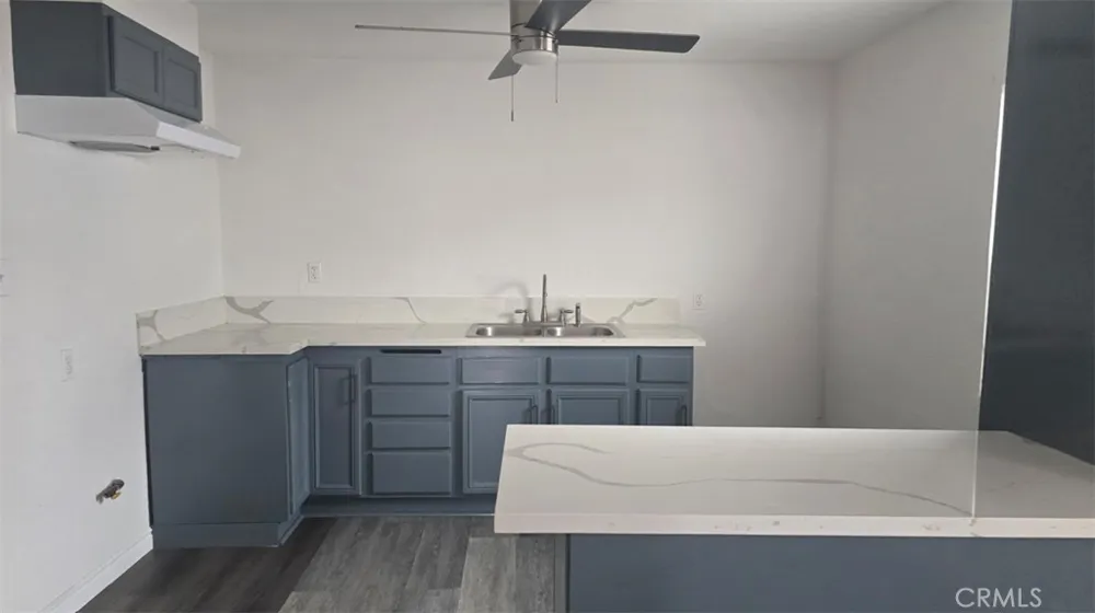 515 W Colton, CA 92324