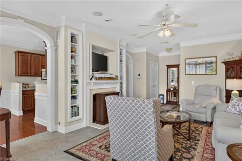 522 College Road #207